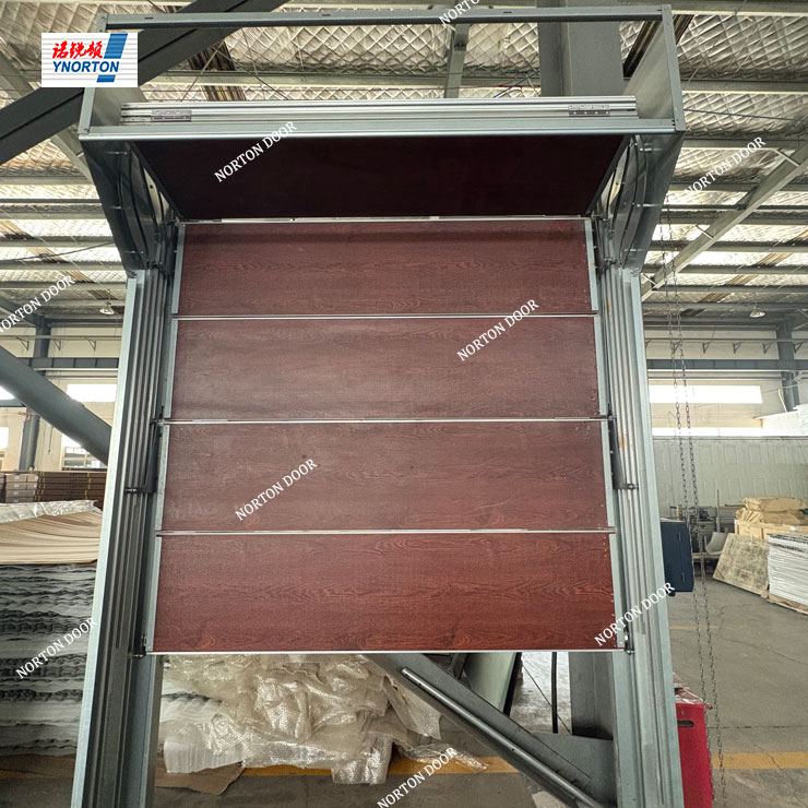 Sammenleggbar garasjeport
